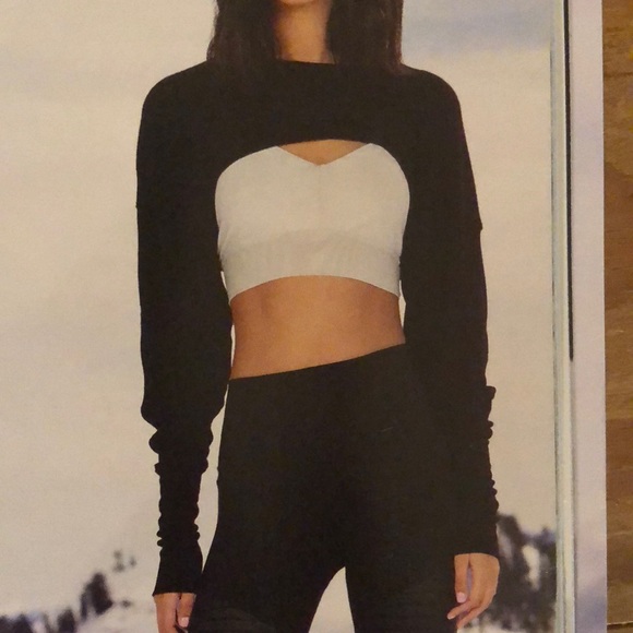 alo yoga extreme long sleeve top